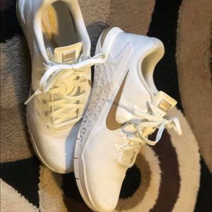 Nike gold white w glitter